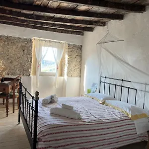 Bauernhof Agriturismo Luna Di Quarazzana In Tuscany